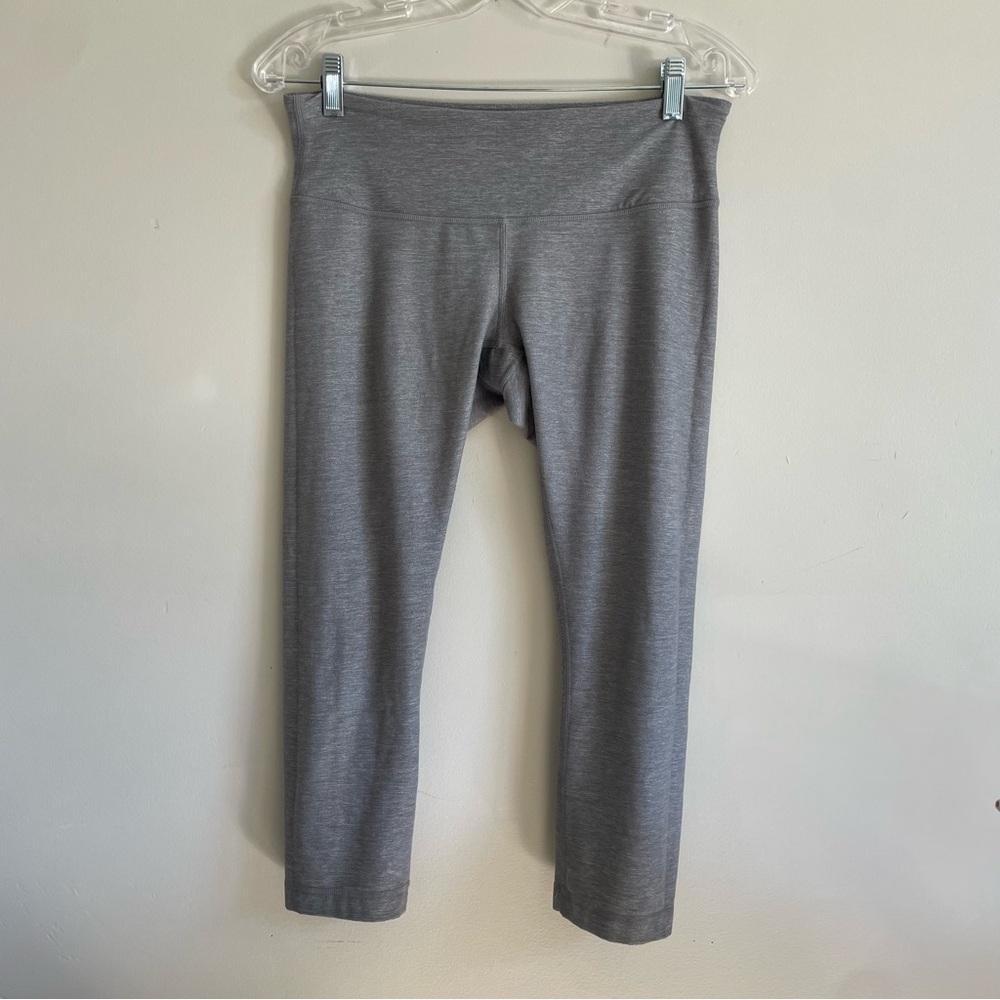 🍋Lululemon 21” Crops 8